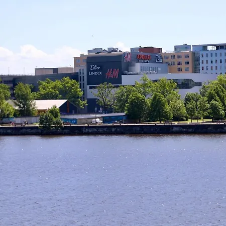 Kesklinna Korter Imeliste Vaadetega Joele Apartament *