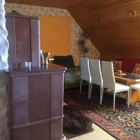 Apartament Kesklinna Korter Imeliste Vaadetega Joele *